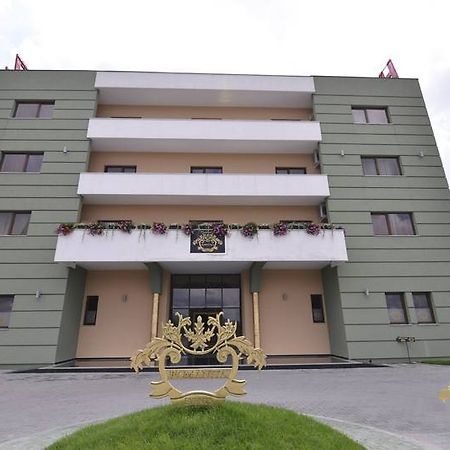 Hotel Romanita Бая-Маре Экстерьер фото