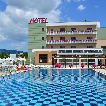 Hotel Romanita Бая-Маре Экстерьер фото