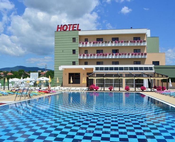 Hotel Romanita Бая-Маре Экстерьер фото